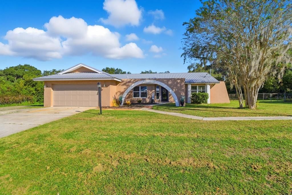 Под контрактом: $259,000 (3 спален, 2 ванн, 1314 Квадратных фут)