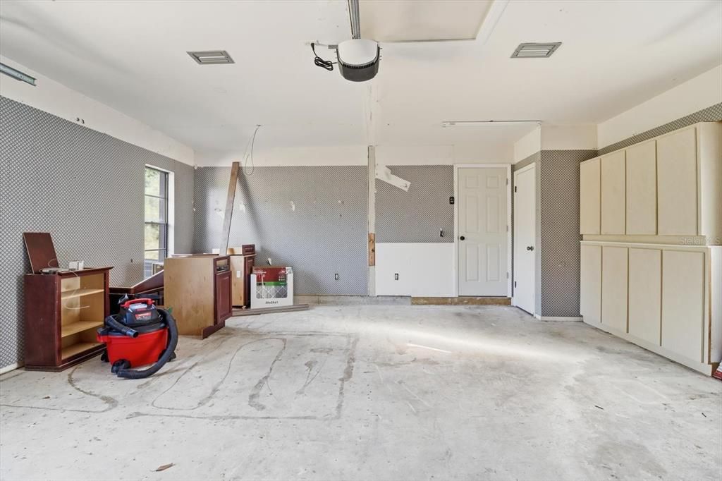 Под контрактом: $259,000 (3 спален, 2 ванн, 1314 Квадратных фут)