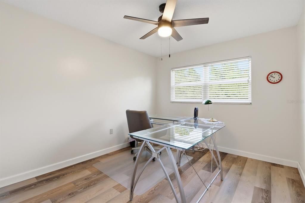 Под контрактом: $259,000 (3 спален, 2 ванн, 1314 Квадратных фут)