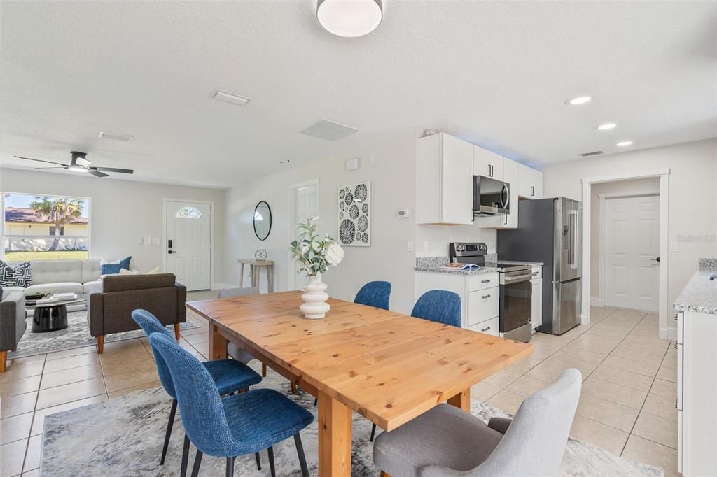 For Sale: $269,900 (3 beds, 2 baths, 1260 Square Feet)