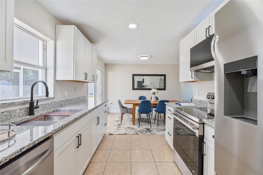 For Sale: $269,900 (3 beds, 2 baths, 1260 Square Feet)