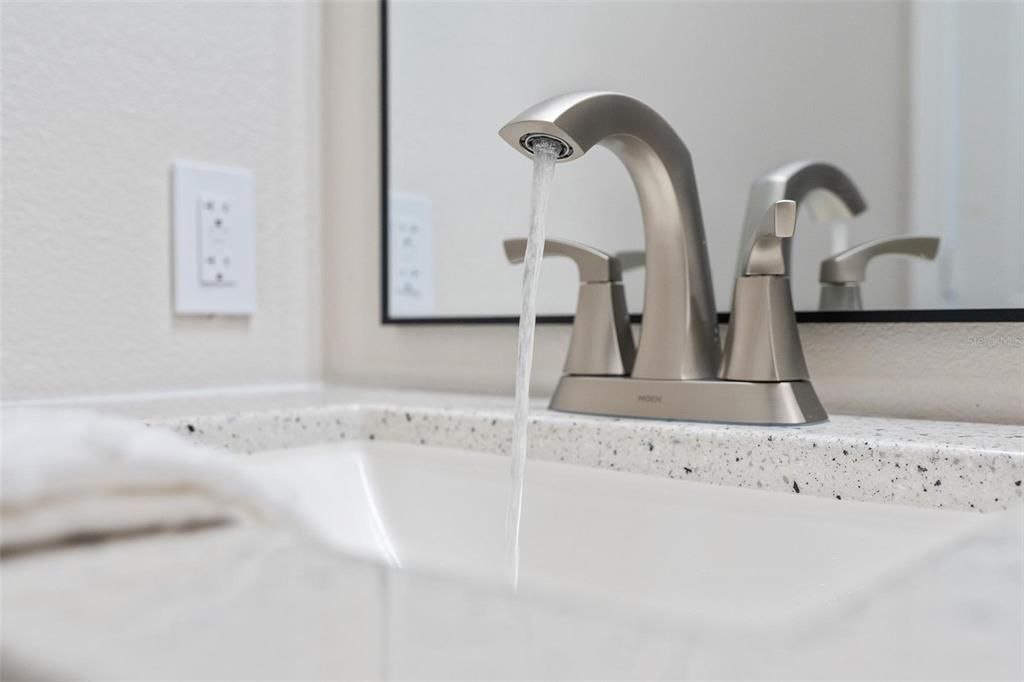 For Sale: $269,900 (3 beds, 2 baths, 1260 Square Feet)