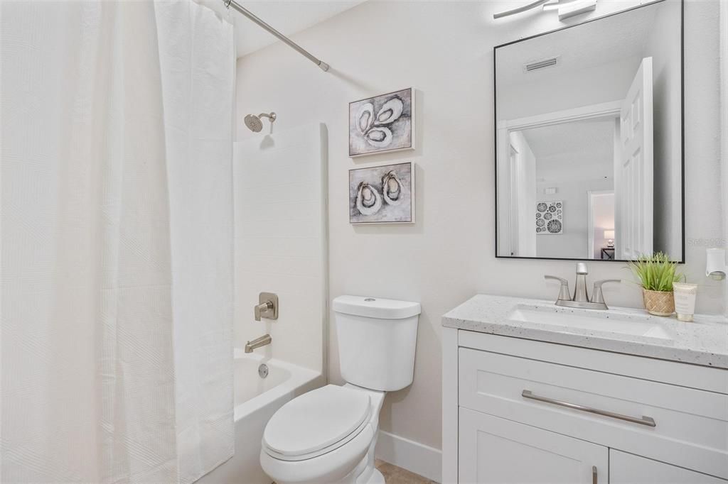 For Sale: $269,900 (3 beds, 2 baths, 1260 Square Feet)