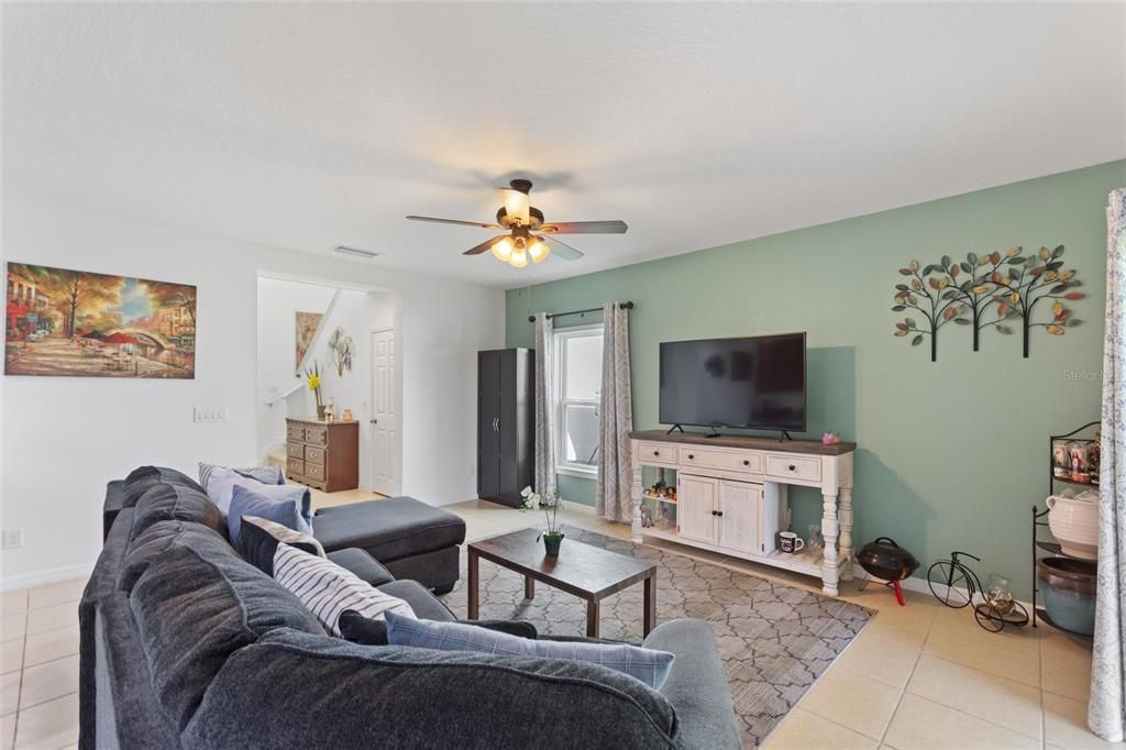 For Sale: $306,000 (4 beds, 3 baths, 2014 Square Feet)