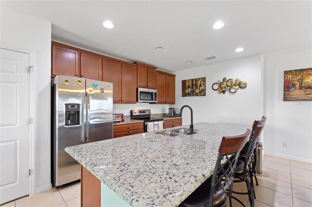 For Sale: $306,000 (4 beds, 3 baths, 2014 Square Feet)