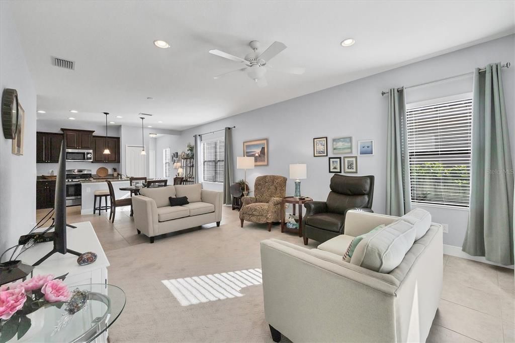 For Sale: $441,500 (3 beds, 2 baths, 1693 Square Feet)