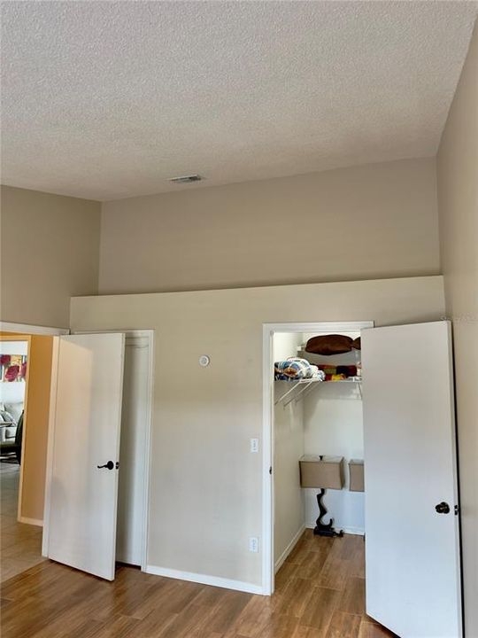 На продажу: $264,000 (2 спален, 2 ванн, 1108 Квадратных фут)