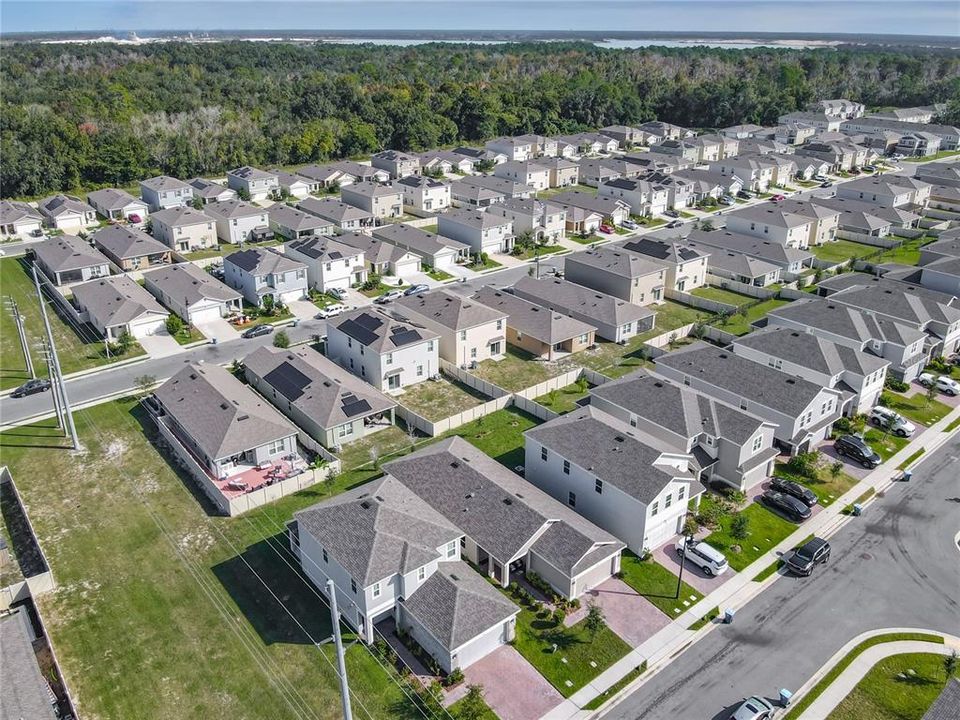 For Sale: $379,900 (5 beds, 2 baths, 2012 Square Feet)