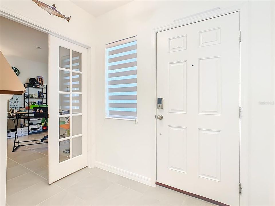 For Sale: $379,900 (5 beds, 2 baths, 2012 Square Feet)