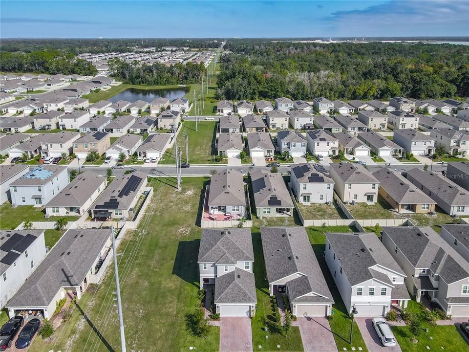 For Sale: $379,900 (5 beds, 2 baths, 2012 Square Feet)