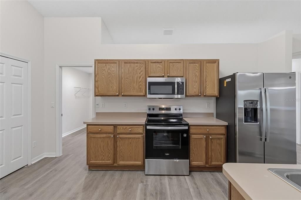 Active With Contract: $379,900 (4 beds, 2 baths, 2020 Square Feet)