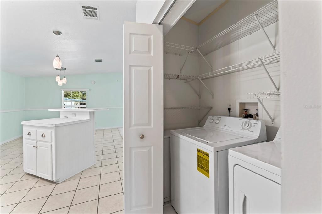 For Sale: $176,500 (2 beds, 2 baths, 960 Square Feet)