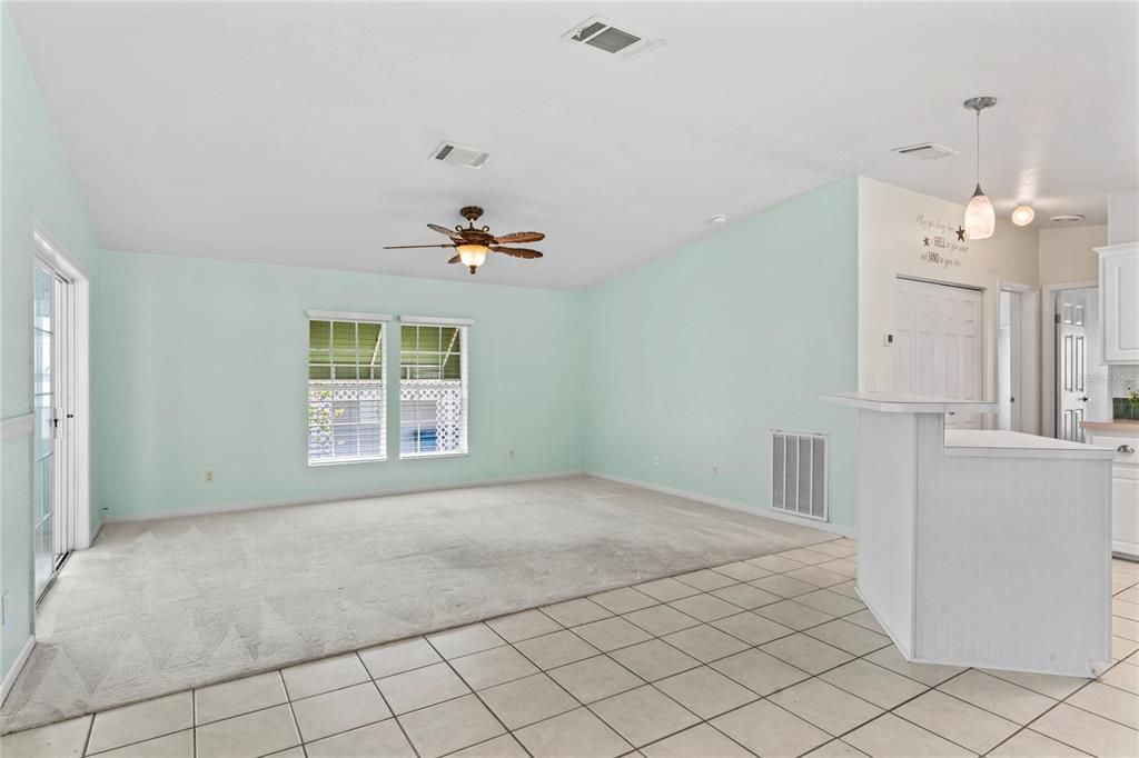 For Sale: $176,500 (2 beds, 2 baths, 960 Square Feet)