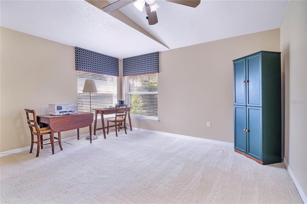 For Sale: $839,900 (4 beds, 3 baths, 2594 Square Feet)