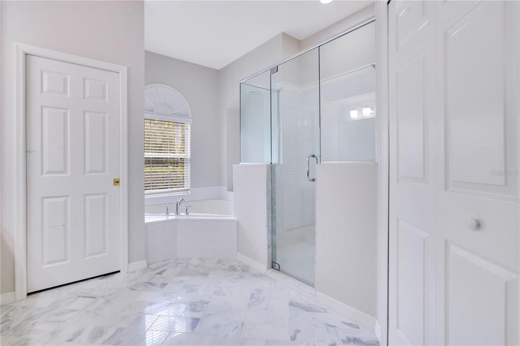 For Sale: $839,900 (4 beds, 3 baths, 2594 Square Feet)