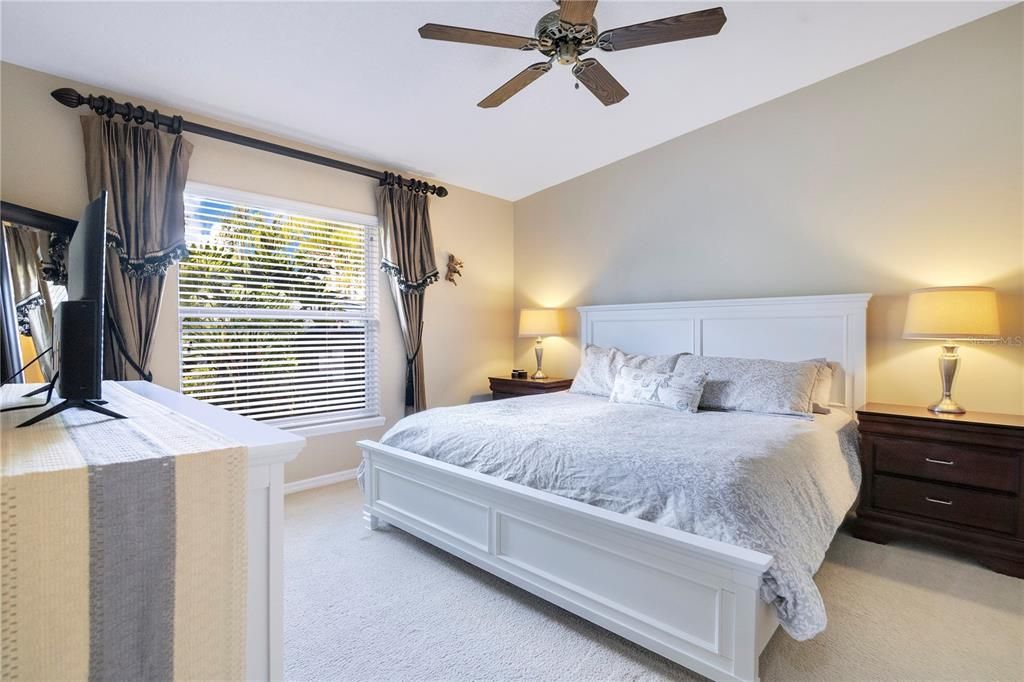 For Sale: $839,900 (4 beds, 3 baths, 2594 Square Feet)