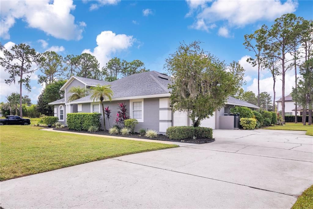 For Sale: $839,900 (4 beds, 3 baths, 2594 Square Feet)