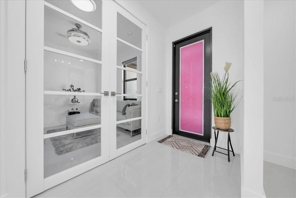 En Venta: $670,000 (4 camas, 4 baños, 2095 Pies cuadrados)