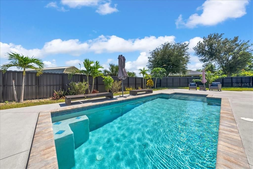 En Venta: $670,000 (4 camas, 4 baños, 2095 Pies cuadrados)