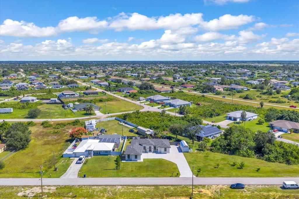 En Venta: $670,000 (4 camas, 4 baños, 2095 Pies cuadrados)