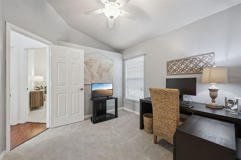 Active With Contract: $460,000 (4 beds, 2 baths, 1953 Square Feet)