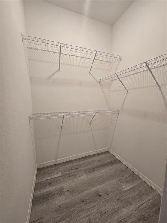 En Venta: $370,000 (3 camas, 2 baños, 1983 Pies cuadrados)