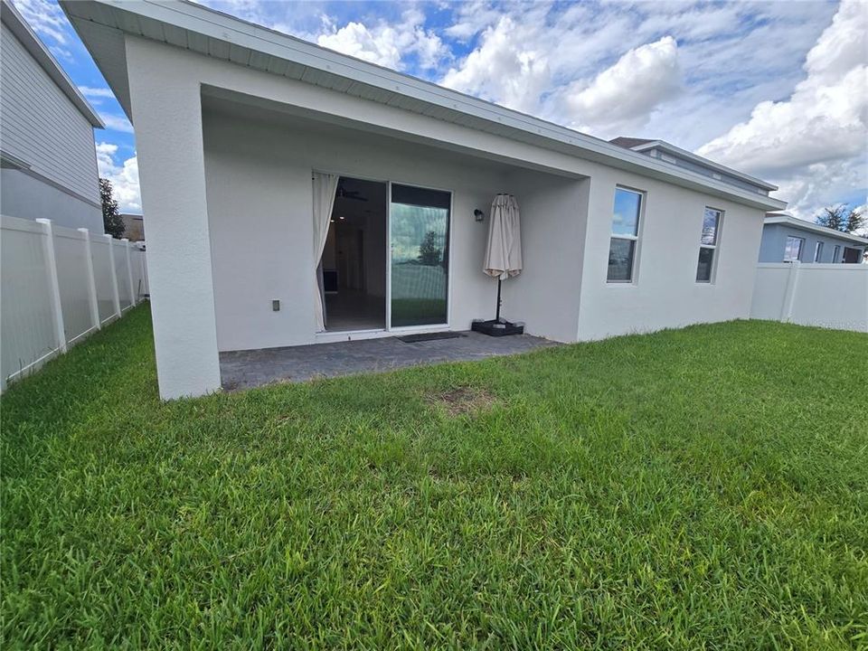 En Venta: $370,000 (3 camas, 2 baños, 1983 Pies cuadrados)