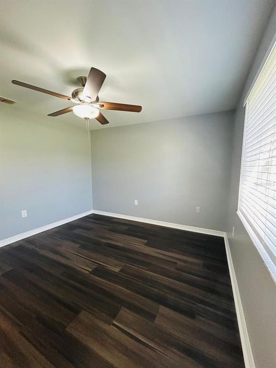 В аренду: $2,350 (4 спален, 3 ванн, 1436 Квадратных фут)