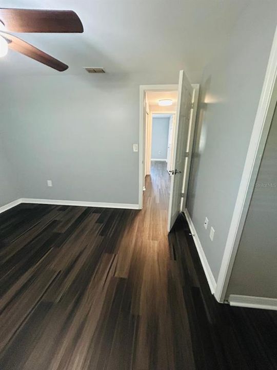 В аренду: $2,350 (4 спален, 3 ванн, 1436 Квадратных фут)