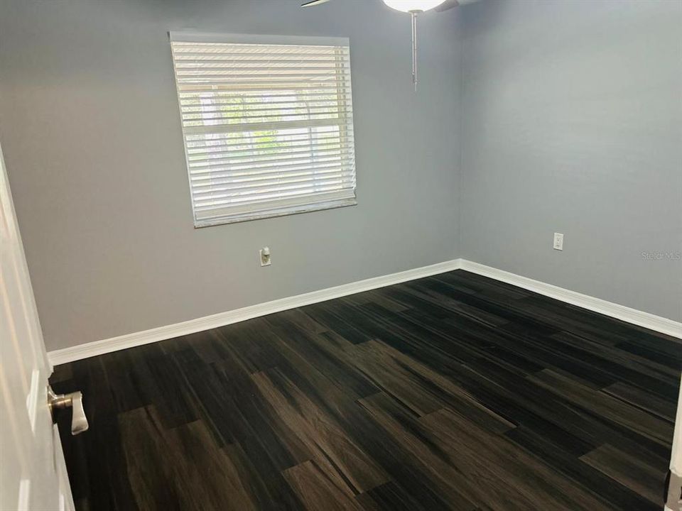 В аренду: $2,350 (4 спален, 3 ванн, 1436 Квадратных фут)