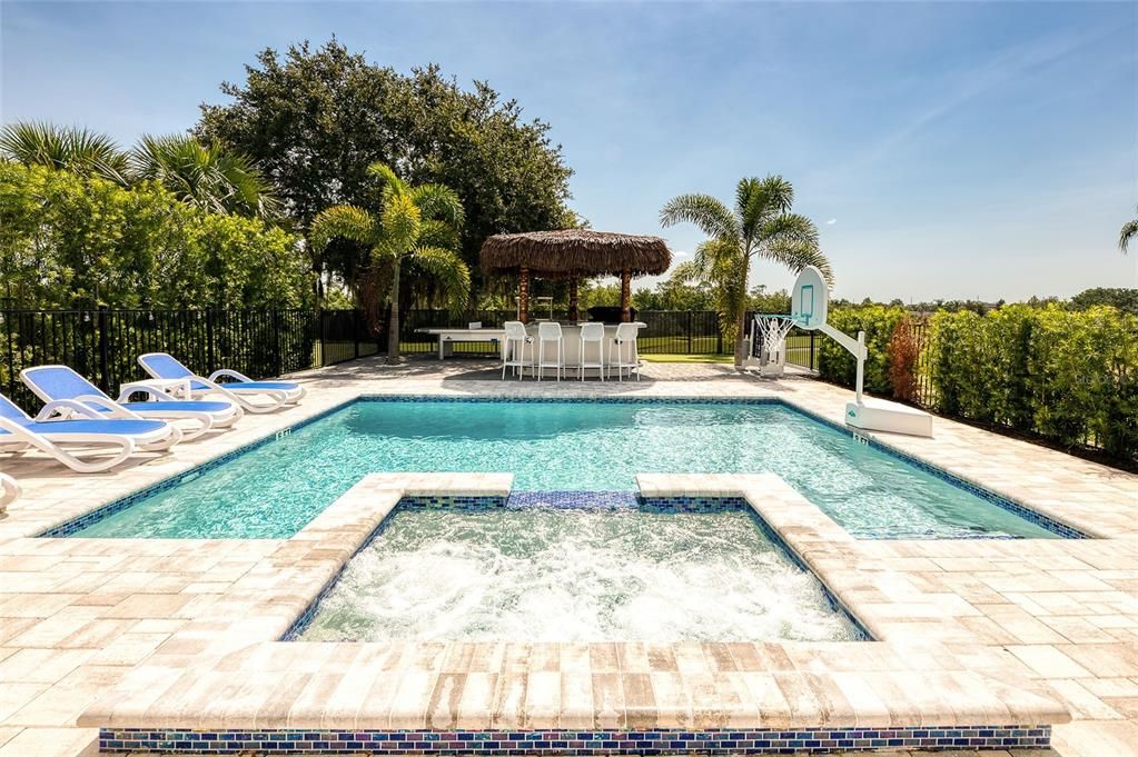 待售: $1,589,000 (6 贝兹, 5 浴室, 3428 平方英尺)