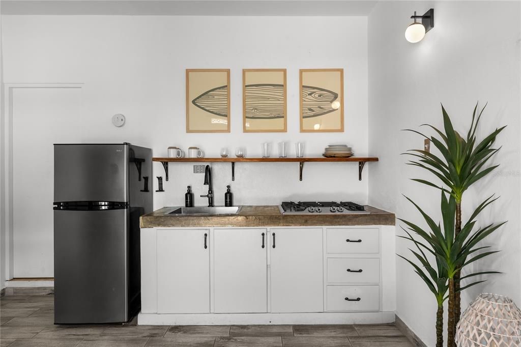 For Sale: $1,995,000 (15 beds, 9 baths, 4586 Square Feet)