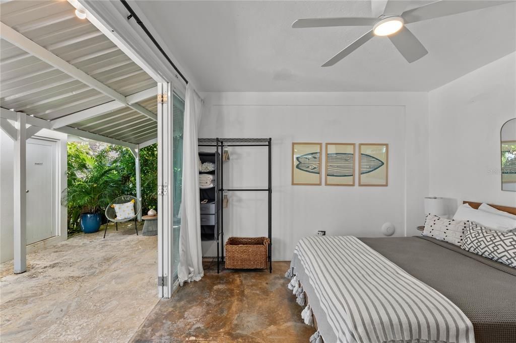 For Sale: $1,995,000 (15 beds, 9 baths, 4586 Square Feet)