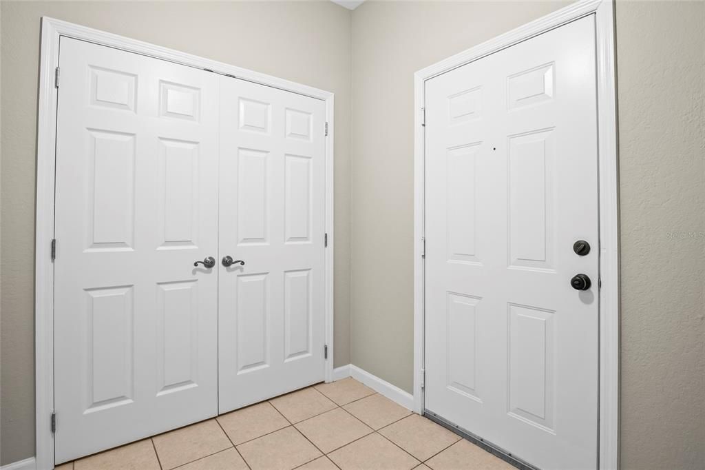 For Sale: $263,000 (3 beds, 2 baths, 1779 Square Feet)