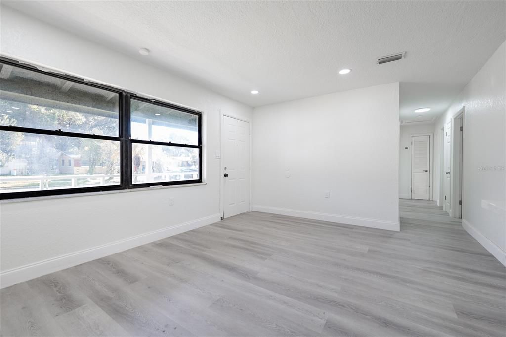 En Venta: $280,000 (4 camas, 1 baños, 960 Pies cuadrados)