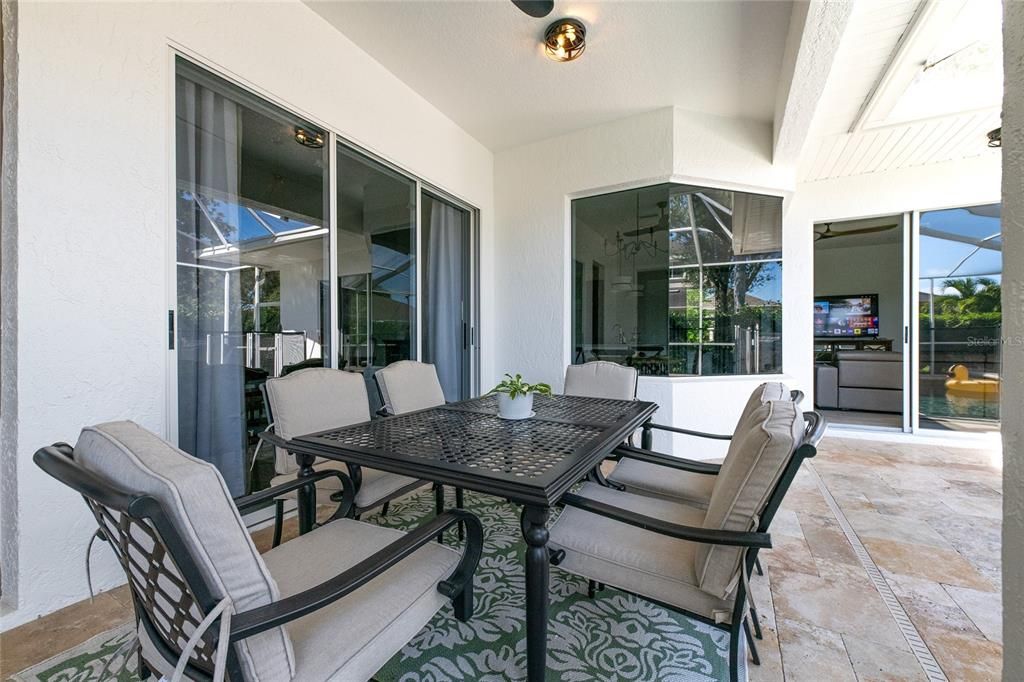 For Sale: $939,000 (3 beds, 3 baths, 2710 Square Feet)