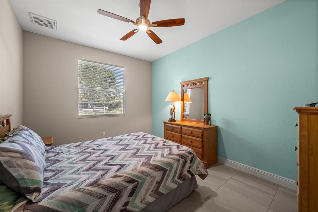 待售: $849,000 (4 贝兹, 2 浴室, 2279 平方英尺)