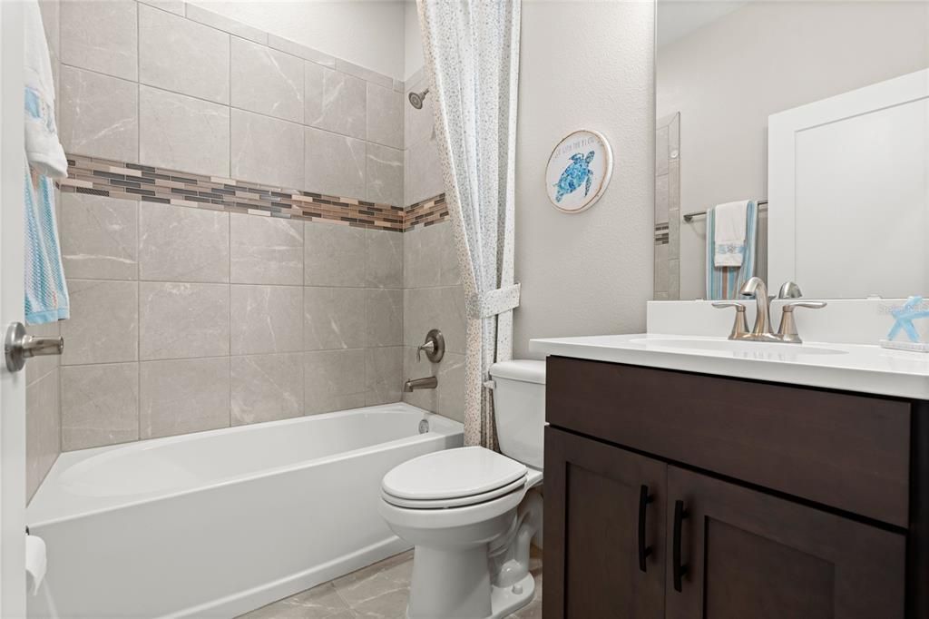 For Sale: $520,000 (4 beds, 3 baths, 2111 Square Feet)