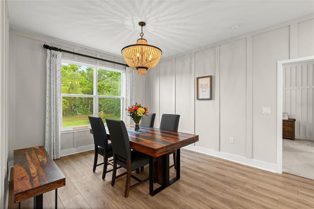 For Sale: $520,000 (4 beds, 3 baths, 2111 Square Feet)