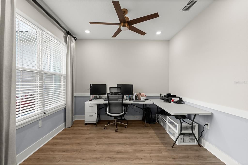 For Sale: $520,000 (4 beds, 3 baths, 2111 Square Feet)