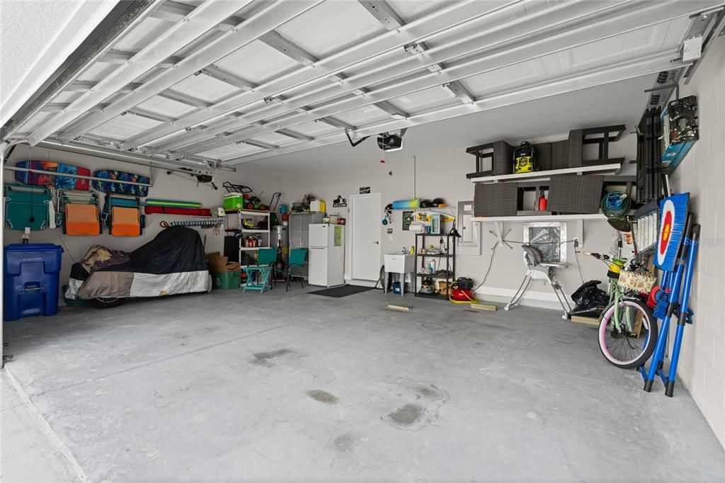 For Sale: $520,000 (4 beds, 3 baths, 2111 Square Feet)