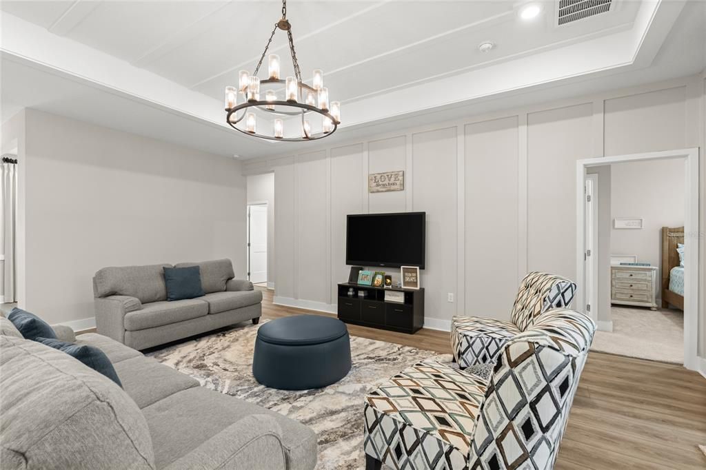 For Sale: $520,000 (4 beds, 3 baths, 2111 Square Feet)