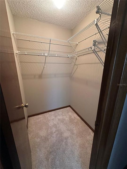 待售: $299,000 (3 贝兹, 2 浴室, 1216 平方英尺)