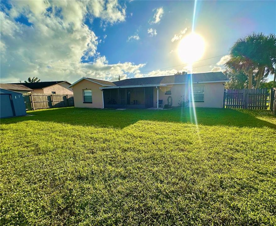 待售: $299,000 (3 贝兹, 2 浴室, 1216 平方英尺)