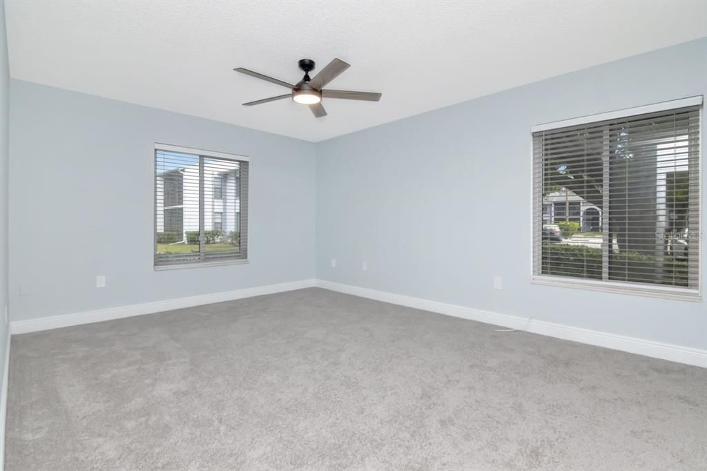 Active With Contract: $225,000 (3 beds, 2 baths, 1396 Square Feet)