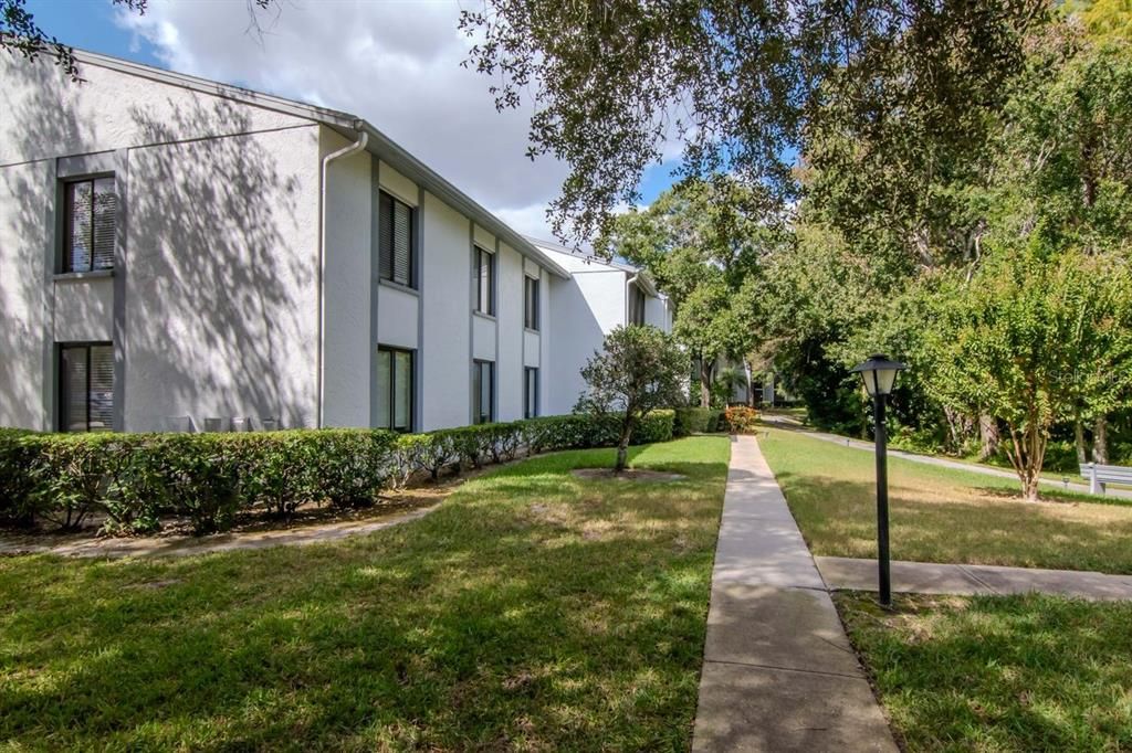 Active With Contract: $225,000 (3 beds, 2 baths, 1396 Square Feet)