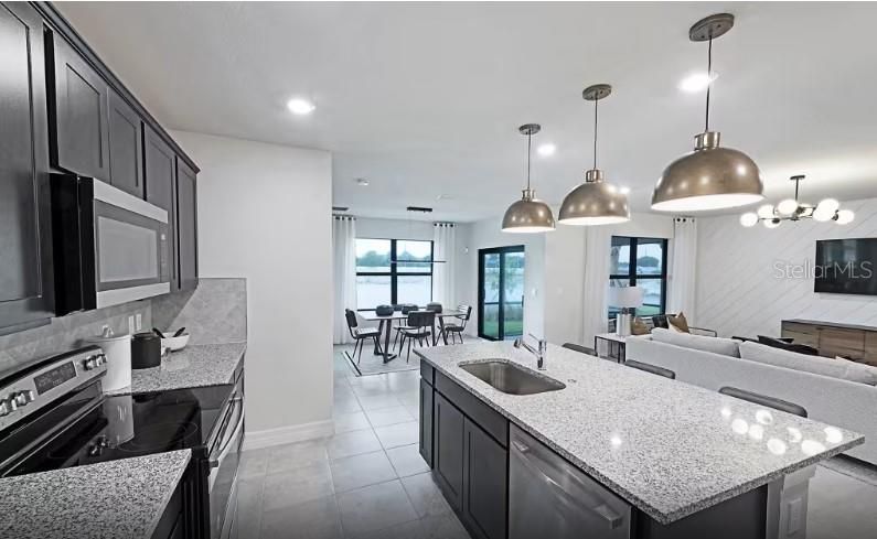 待售: $428,095 (3 贝兹, 2 浴室, 1662 平方英尺)