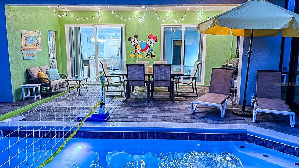 For Sale: $789,000 (5 beds, 5 baths, 2605 Square Feet)