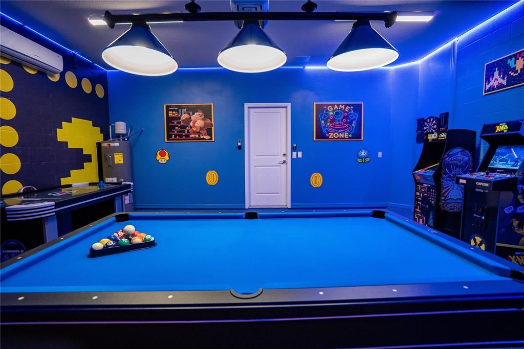 For Sale: $789,000 (5 beds, 5 baths, 2605 Square Feet)