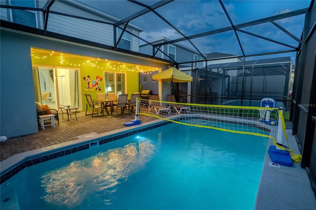 For Sale: $789,000 (5 beds, 5 baths, 2605 Square Feet)